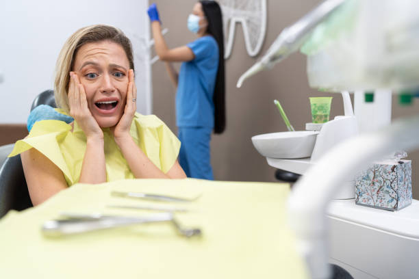 Best Broken Tooth Emergency  in Roland, IA